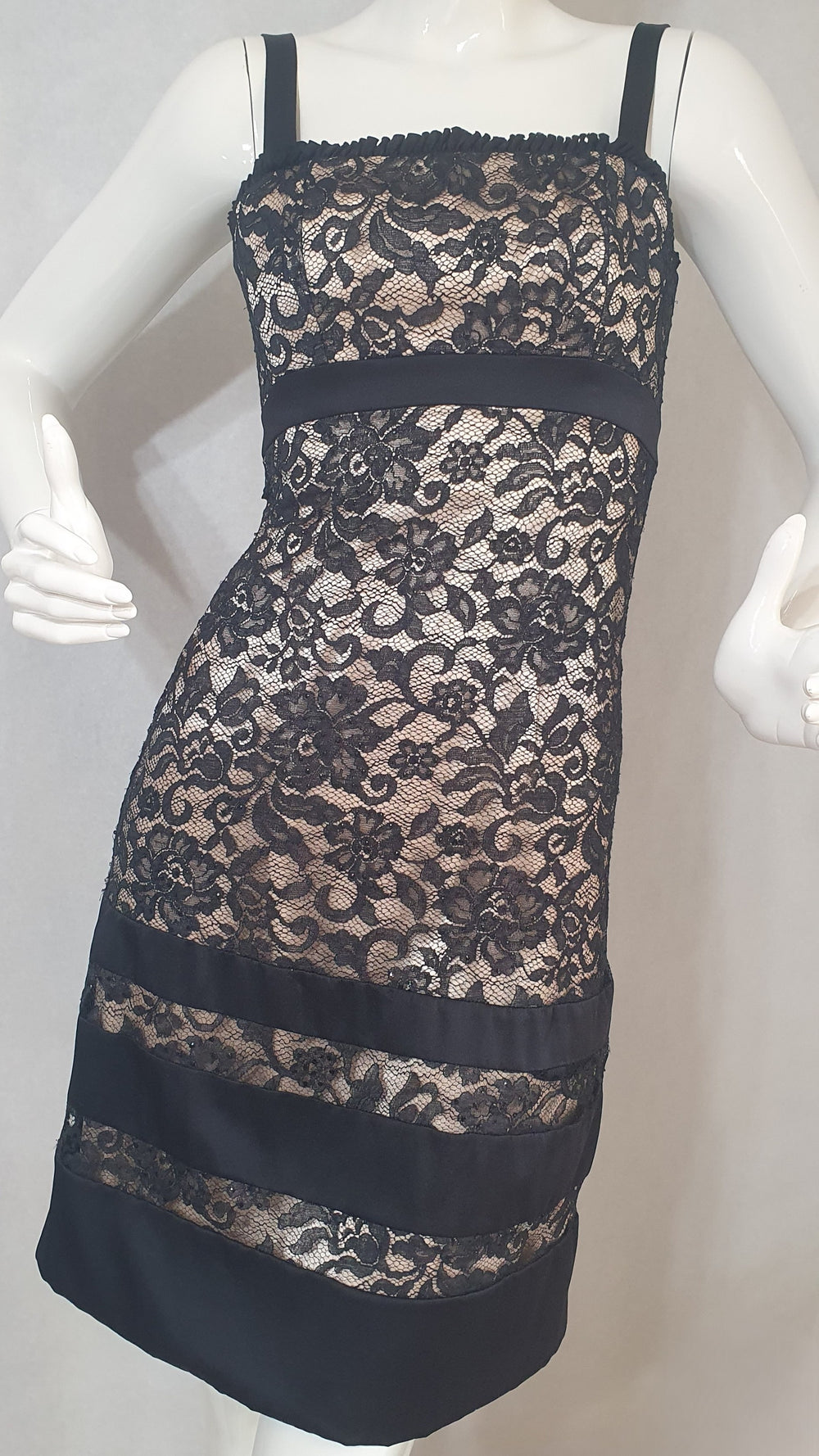 Badgley Mischka Black Lace Cocktail Dress