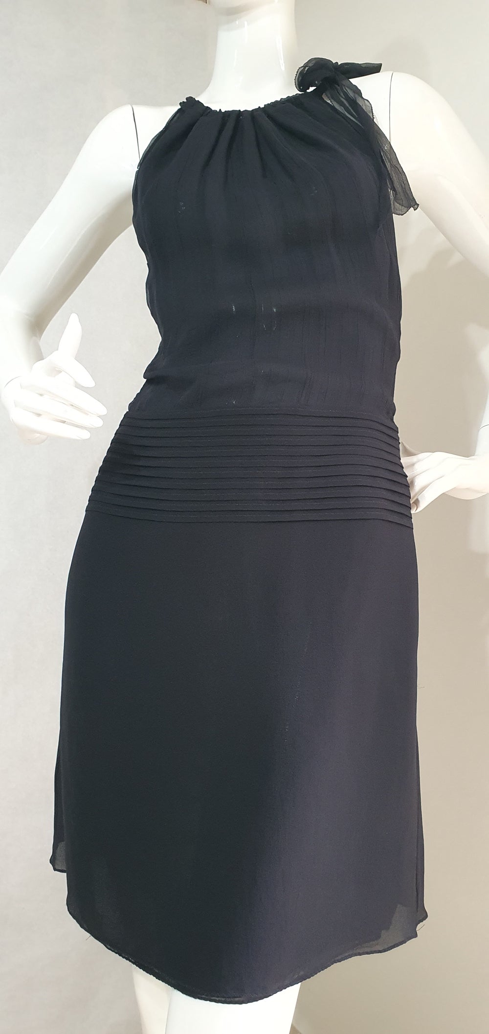 Vera Wang Black Silk Chiffon Halter Dress